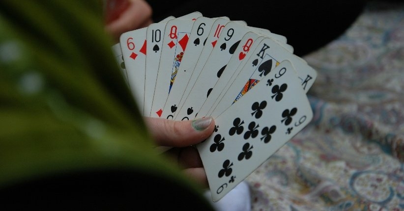 Do Players Feel More “In Control” With Live Dealer Games?