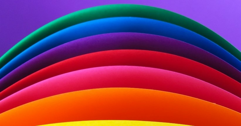 The Hidden Impact of Color Schemes on Game Choices